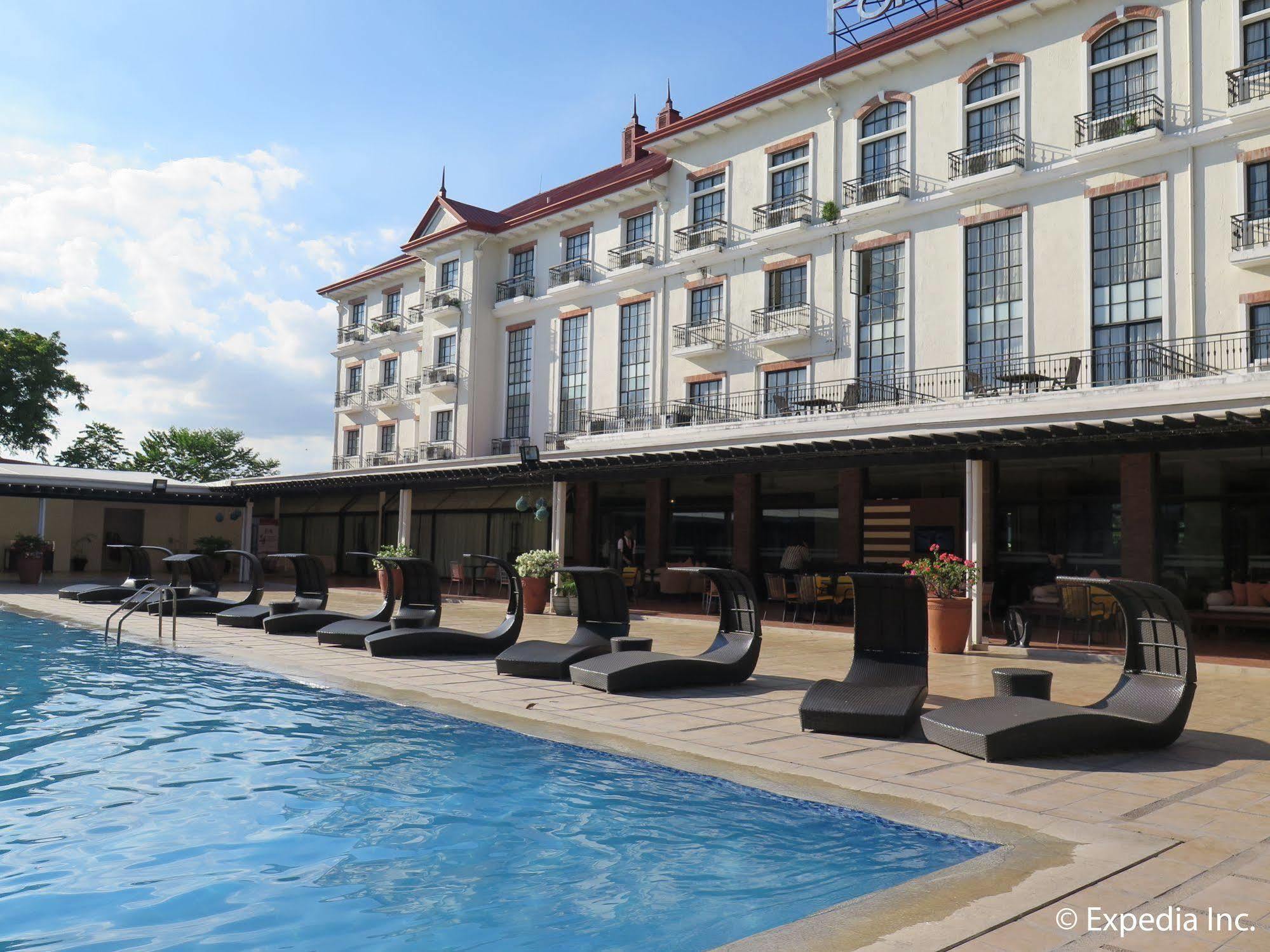 Hotel Pontefino Batangas Exterior foto